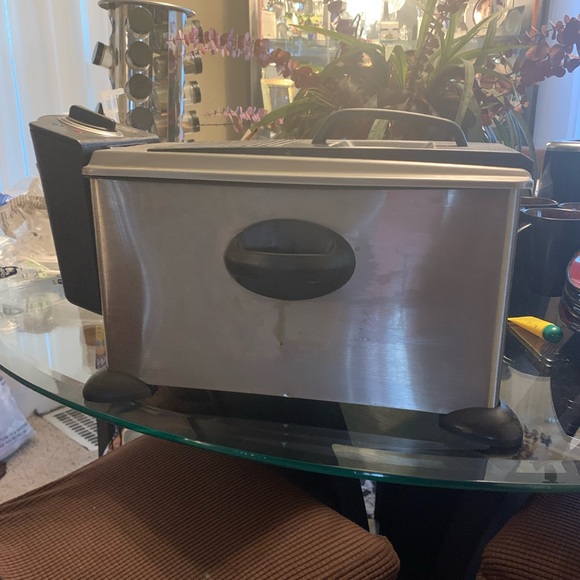 Deep Fryer - Picture 3 of 5